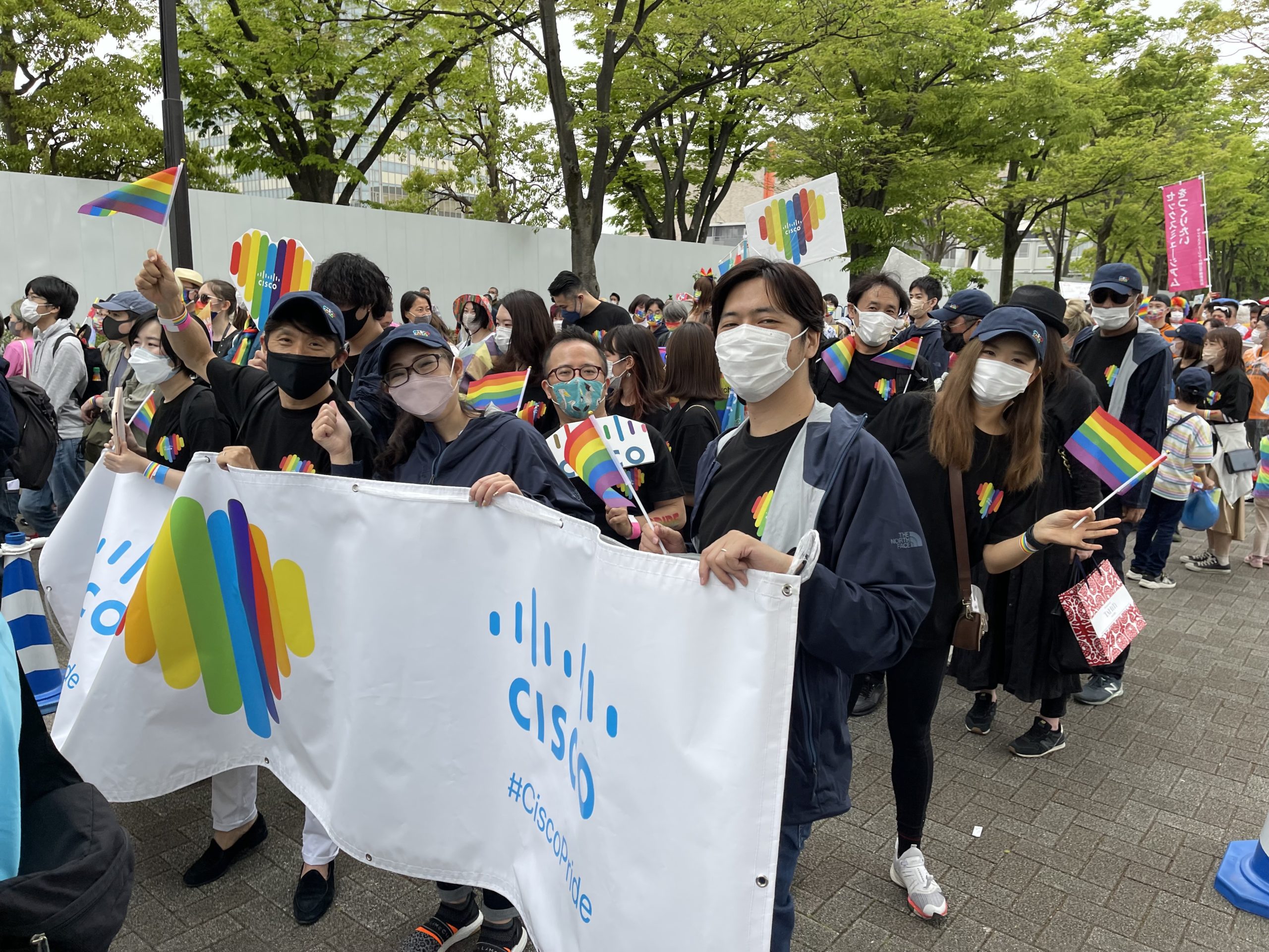 4 月に開催された TRP2022 プライドパレードに参加（大崎）