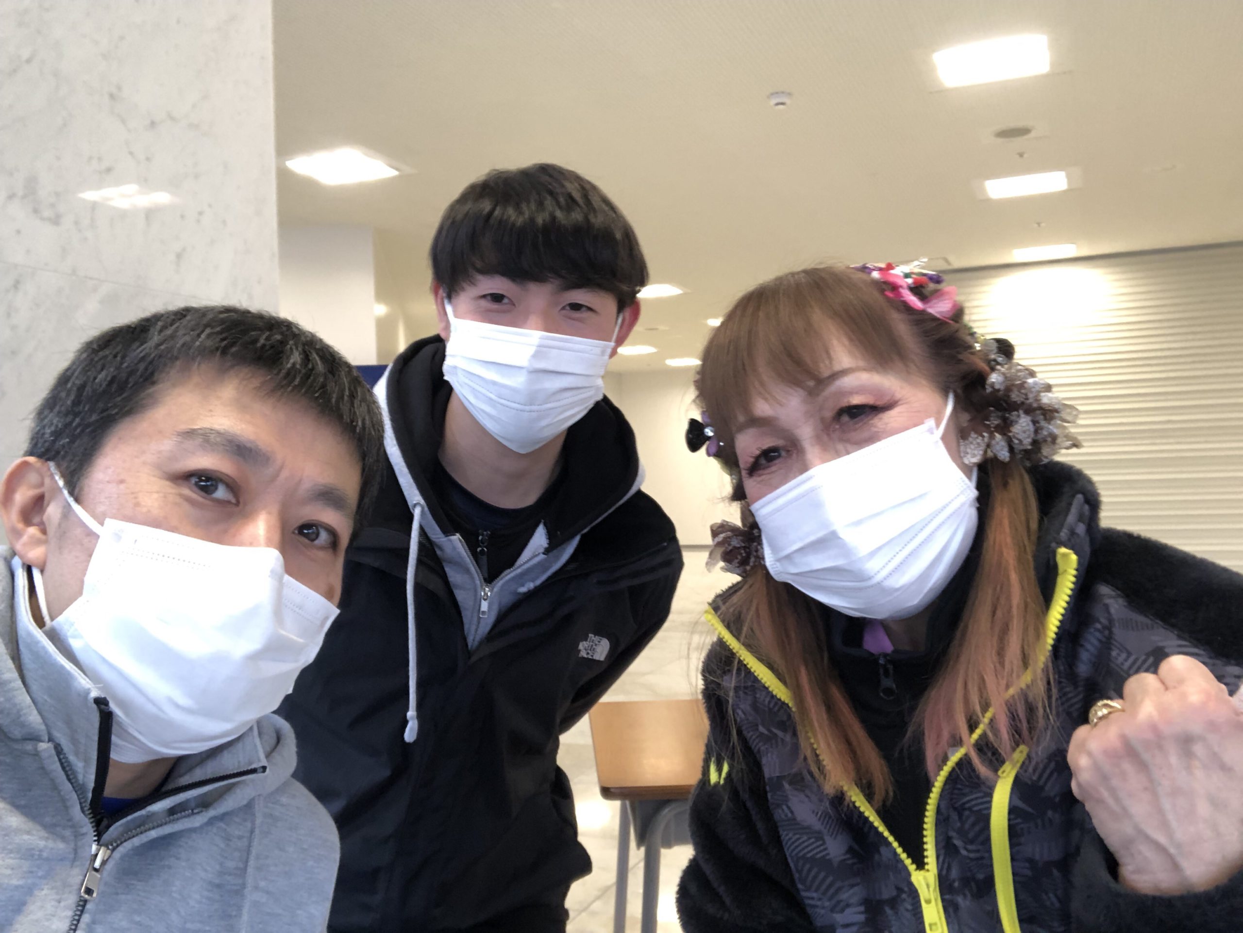 パラ卓球界のレジェンド別所キミエ選手と、僕のコーチと一緒に