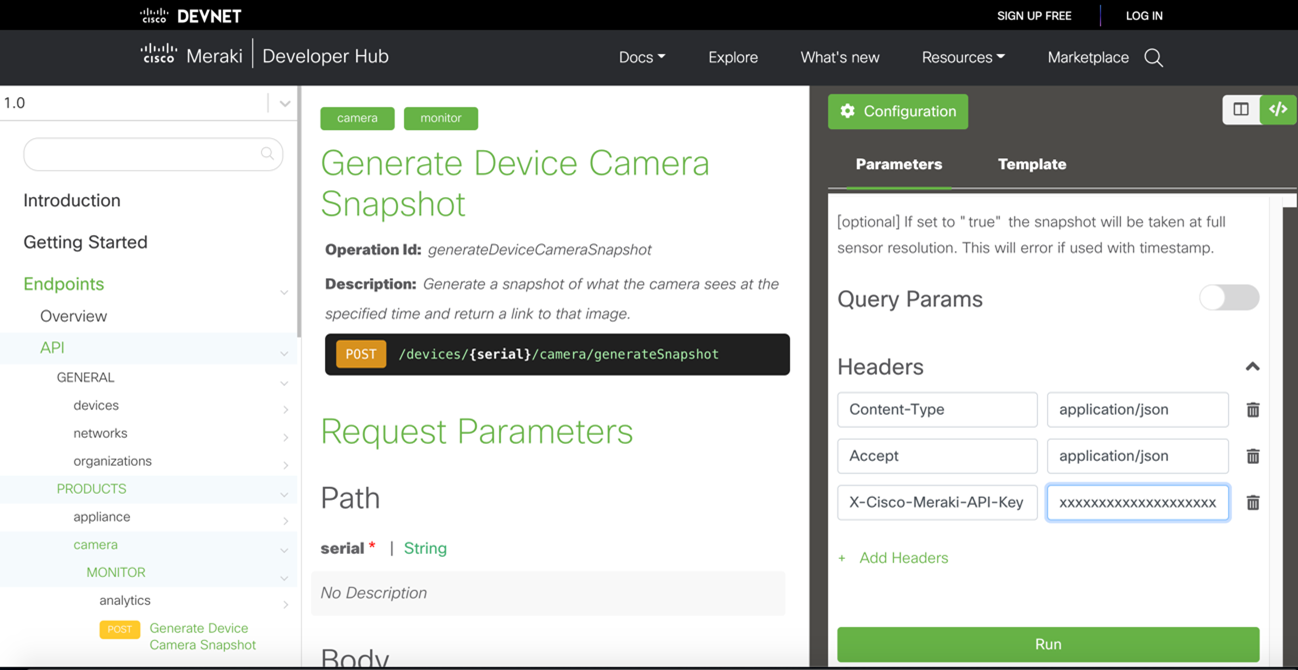 Headers情報にAPI Keyを入力し、 [Run]ボタンを押します。