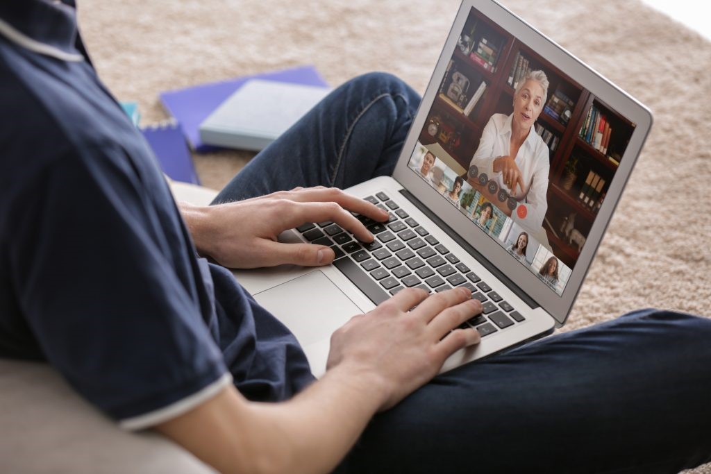 セキュアなハイブリッド / リモート学習の構想