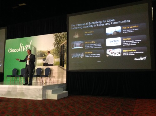 "Una ciudad inteligente, es aquella que permite crear ambientes cálidos en donde las personas puedan trabajar, estudiar y disfrutar su vida plenamente"