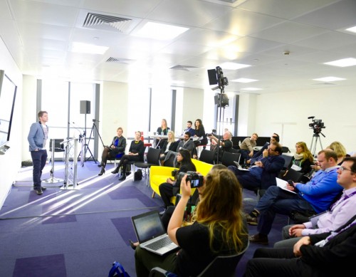 WIRED Retail-start-up stage.emf