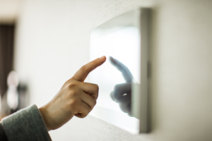 älytoimisto ohjauspaneeli